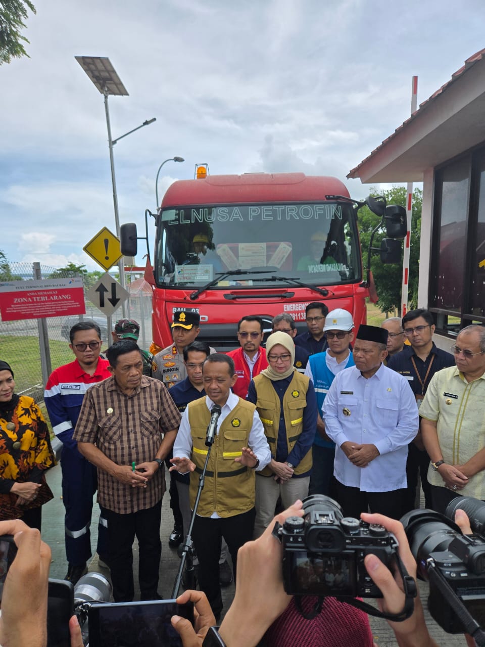 RAFI 2025: Menteri ESDM Cek Langsung Stok dan Kualitas BBM di Bau Bau