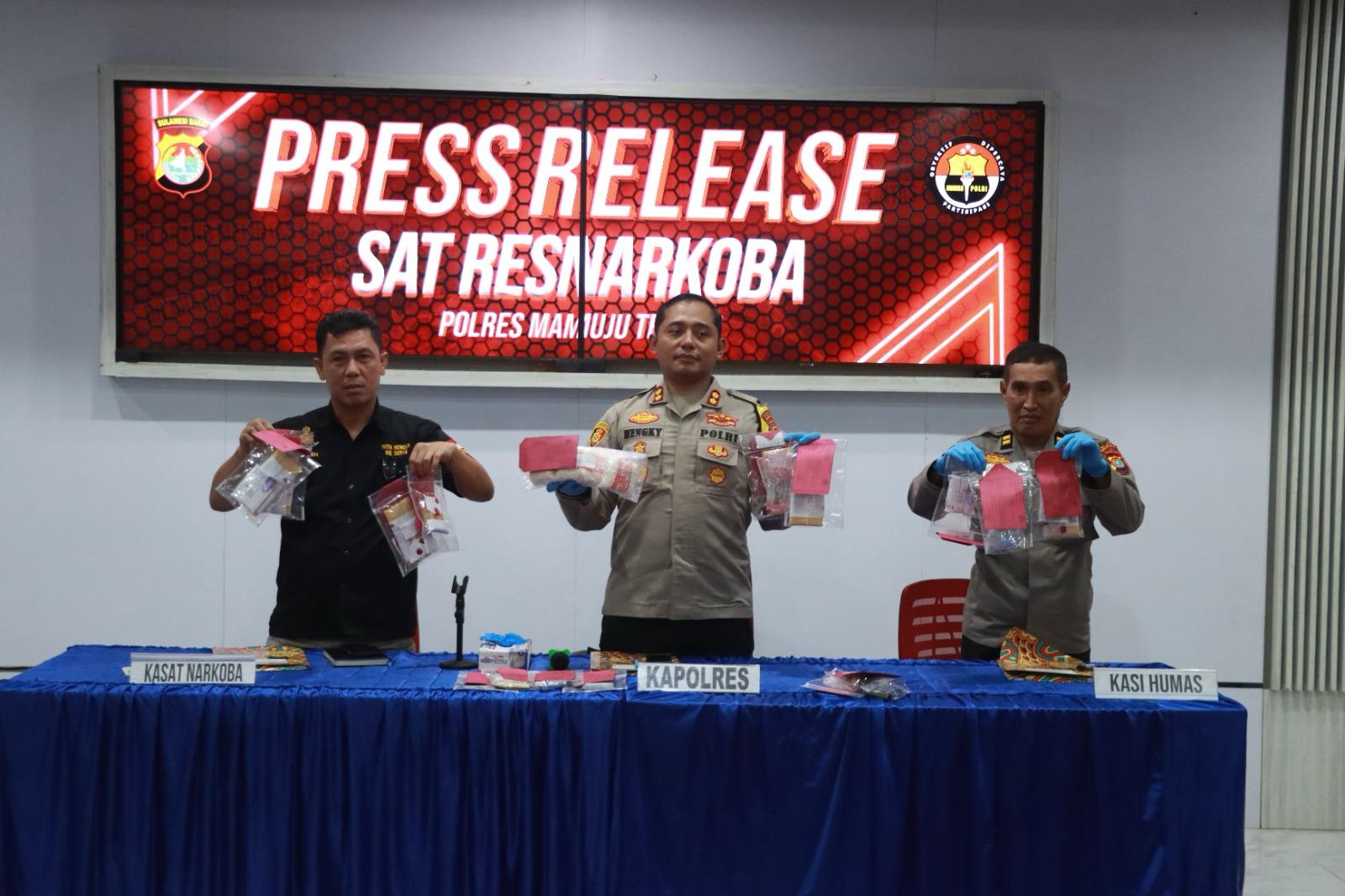 Satresnarkoba Polres Mamuju Tengah Gelar Press Release Pengungkapan Kasus Narkotika Periode Januari – Maret 2025