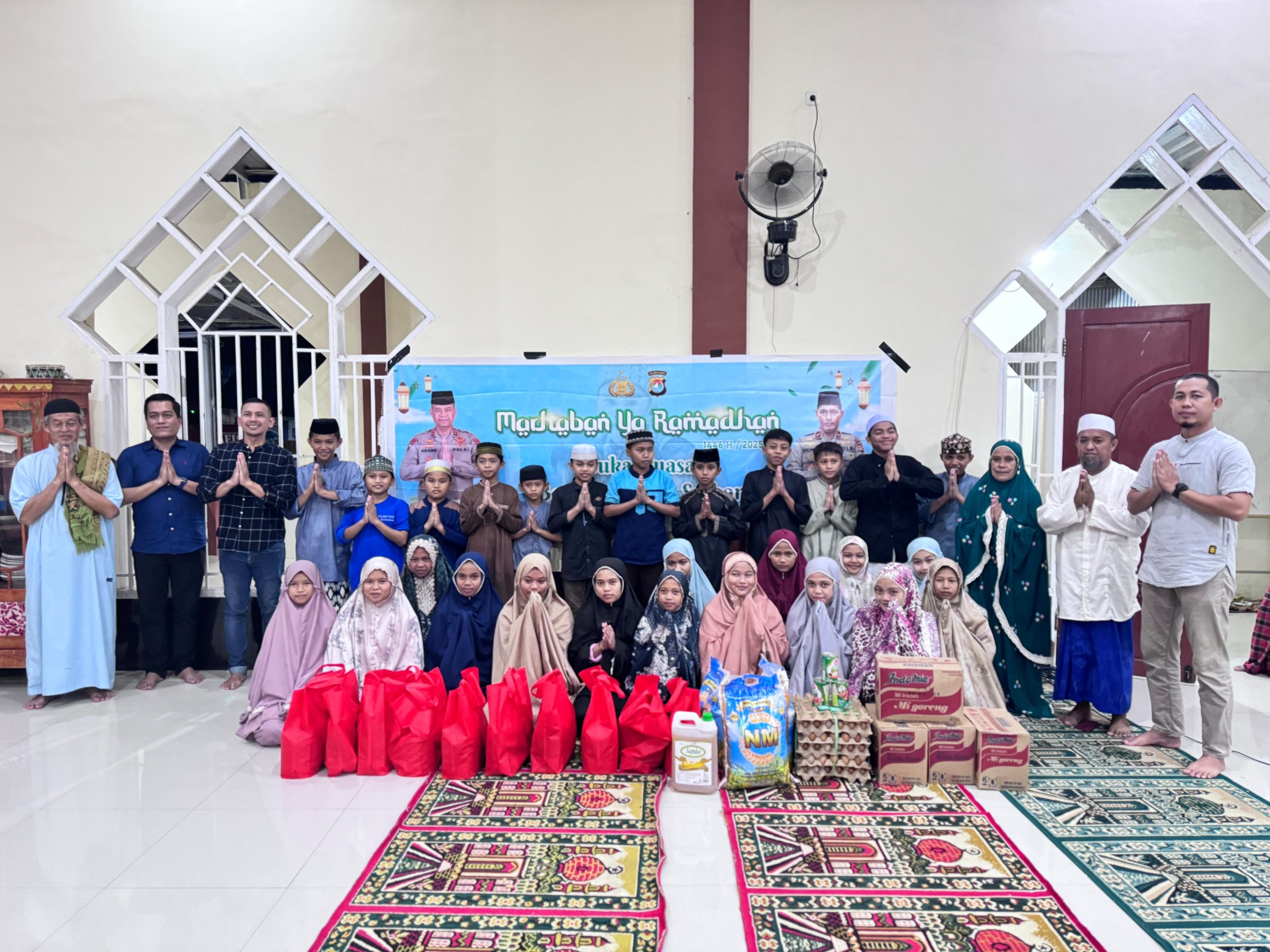 Berbagi Kebahagiaan di Bulan Ramadhan: Ditreskrimum Polda Sulbar Salurkan Paket Ramadhan ke Panti Asuhan