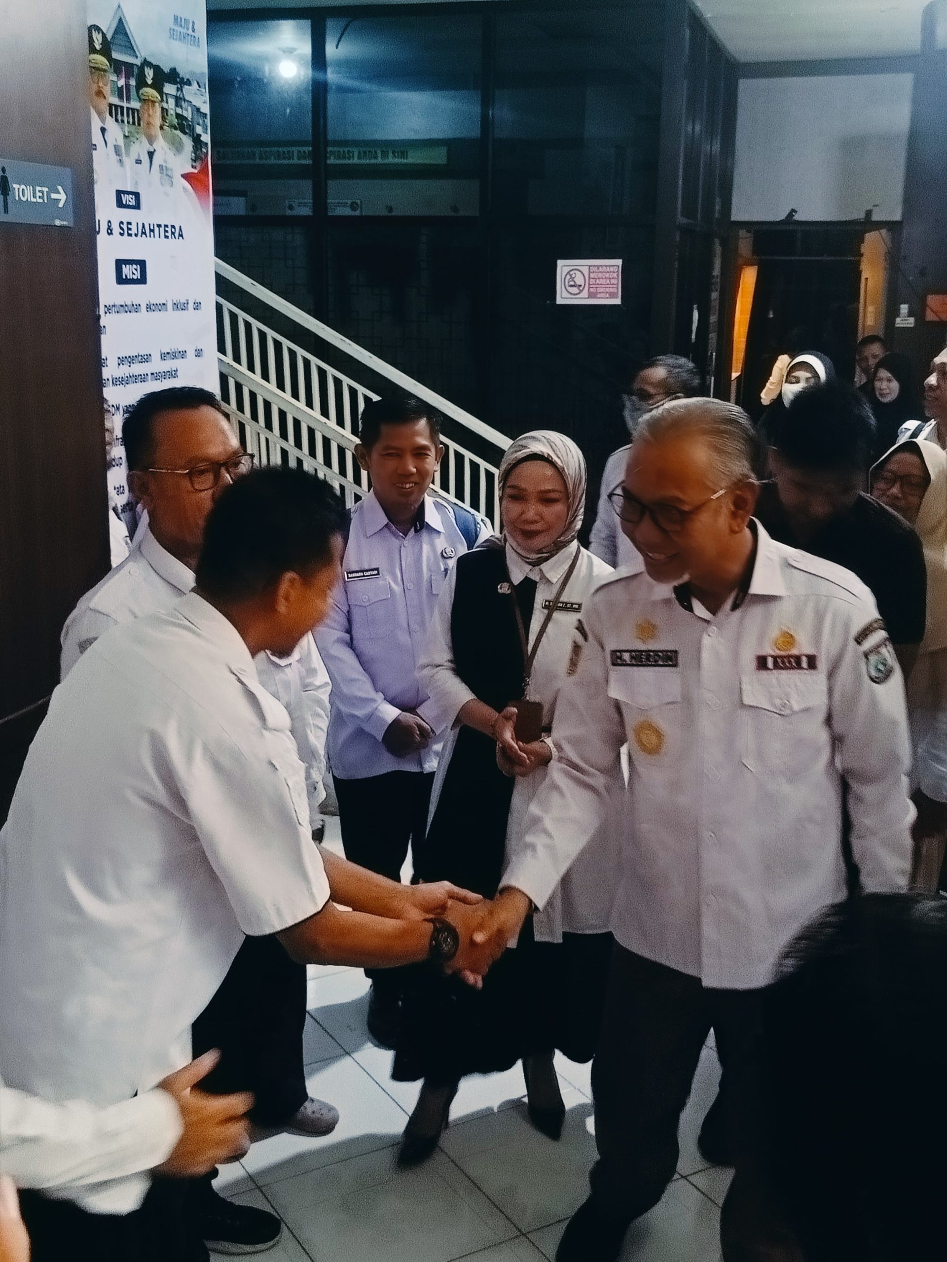 Merawat Silaturahmi Melalui Sapaan Pagi, Plt Sekda Bangun Kebiasaan Saling Menyapa di Lingkup Pemprov Sulbar