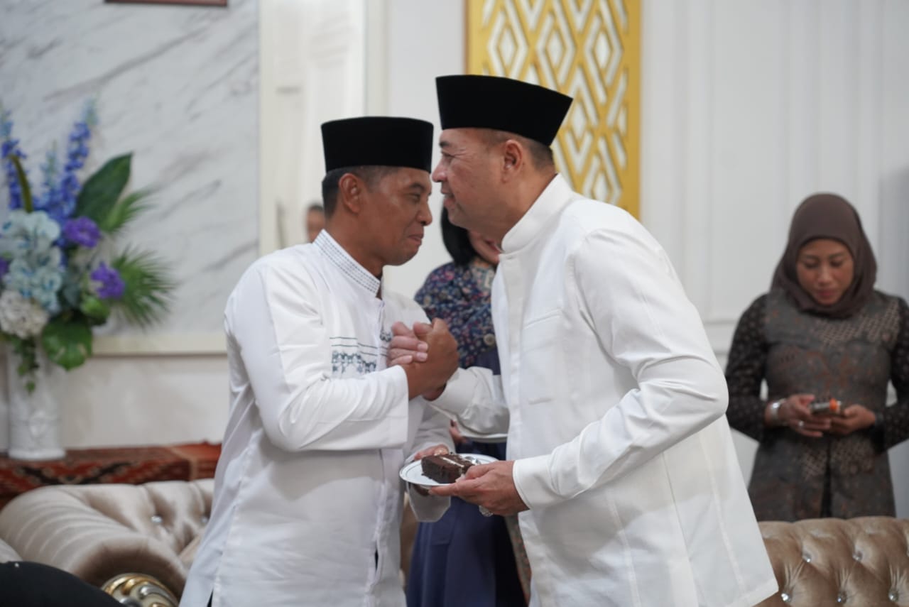 Soliditas TNI-Polri dan Pemprov Sulbar Terjalin Erat dalam Buka Puasa Bersama