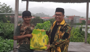 AMPG Sulbar Berbagi Parsel Sembako dan Takjil Buka Puasa