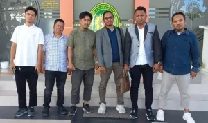 Yusuf Akbar Safriluddin Dan Hendra Abdul Hidayat Selaku Kuasa Hukum Kasus Investasi Bodong Batu Kapur Kembali Di Gelar Di Pengadilan Negeri Mamuju