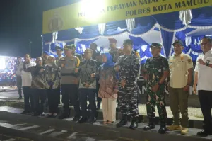 Wujud Sinergitas Forkopimda, Kasrem 142/Tatag Tinjau Ibadah Malam Natal Pastikan Aman dan Lancar