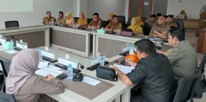 Komisi IV DPRD Sulbar Gelar Rapat bersama Dinas Pendidikan dan kebudayaan.